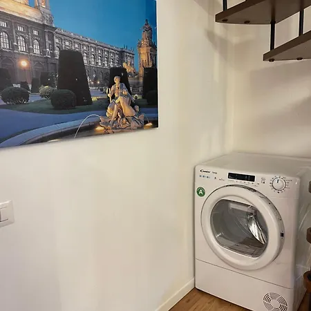Apartament House Navigli In The Heart Of The Naviglio Grande